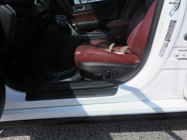 Used 2017 Kia Optima LX w/ Value Package FWD image 12