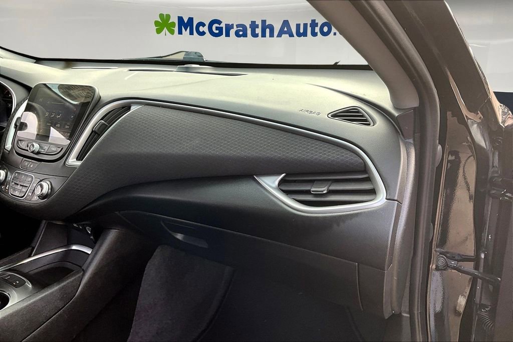 Used 2024 Chevrolet Malibu LT image 24