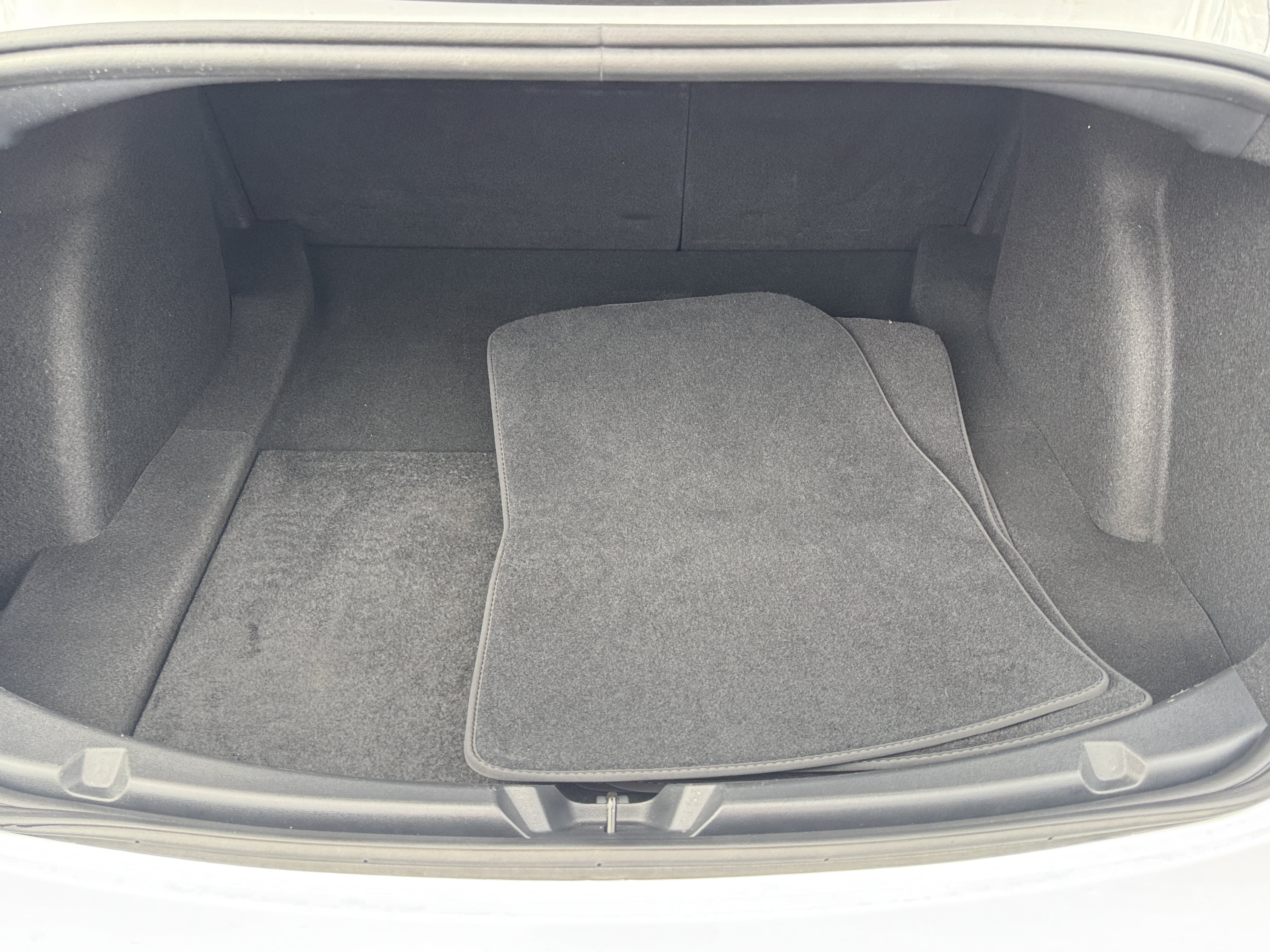 Used 2023 Tesla Model 3 Standard Range RWD image 13
