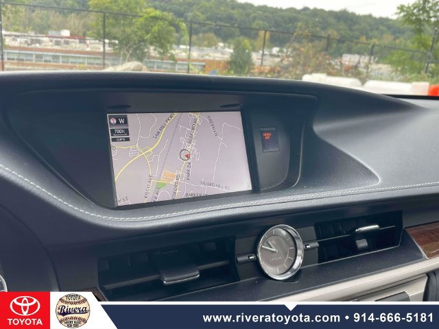 Used 2018 Lexus ES 350 w/ Luxury Package w/Wood Trim FWD image 29