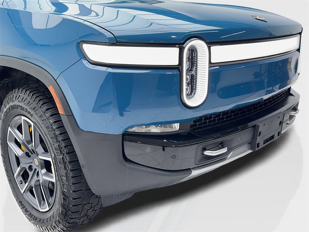 Used 2022 Rivian R1T Adventure image 3
