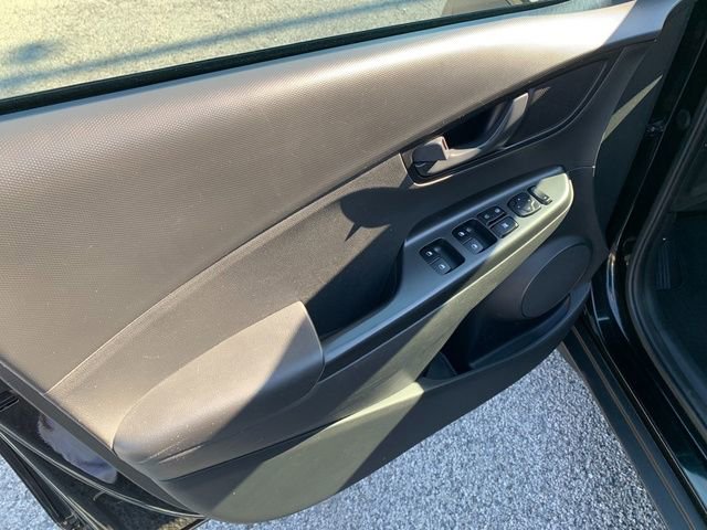 Used 2022 Hyundai Kona SEL image 22