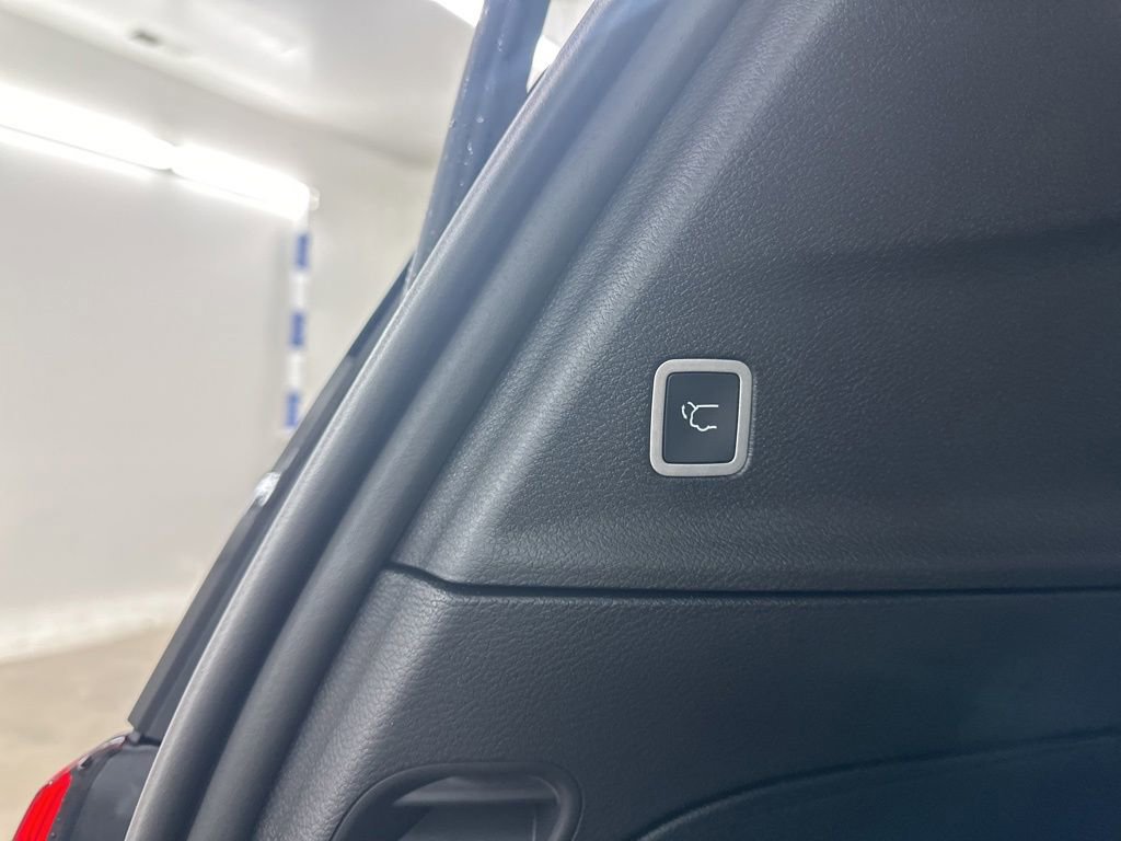New 2026 Chrysler Pacifica Select image 24