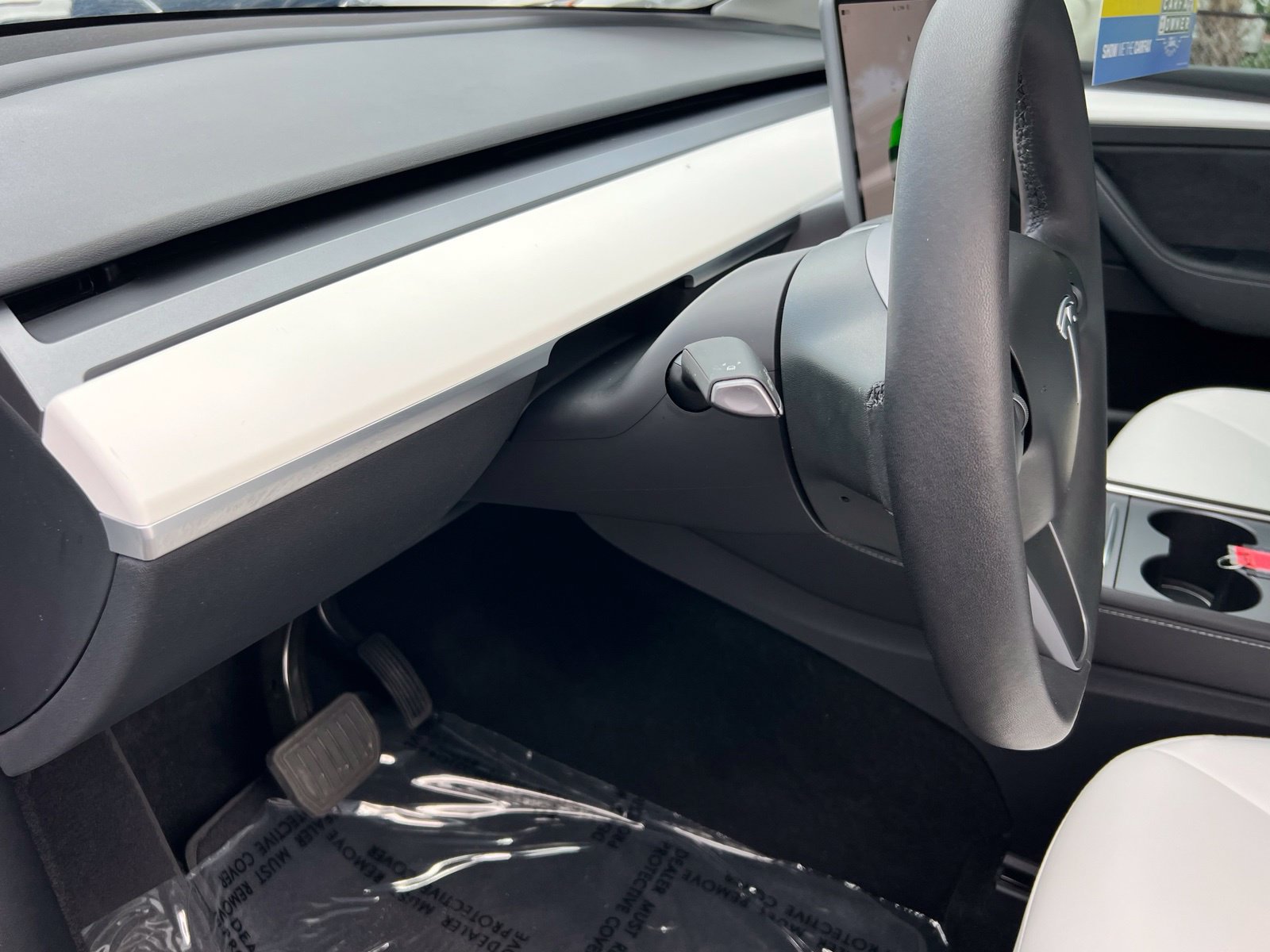Used 2025 Tesla Model Y Long Range RWD image 36