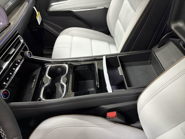 New 2026 Chevrolet Traverse High Country w/ LPO, Illumination Package AWD/4WD image 26