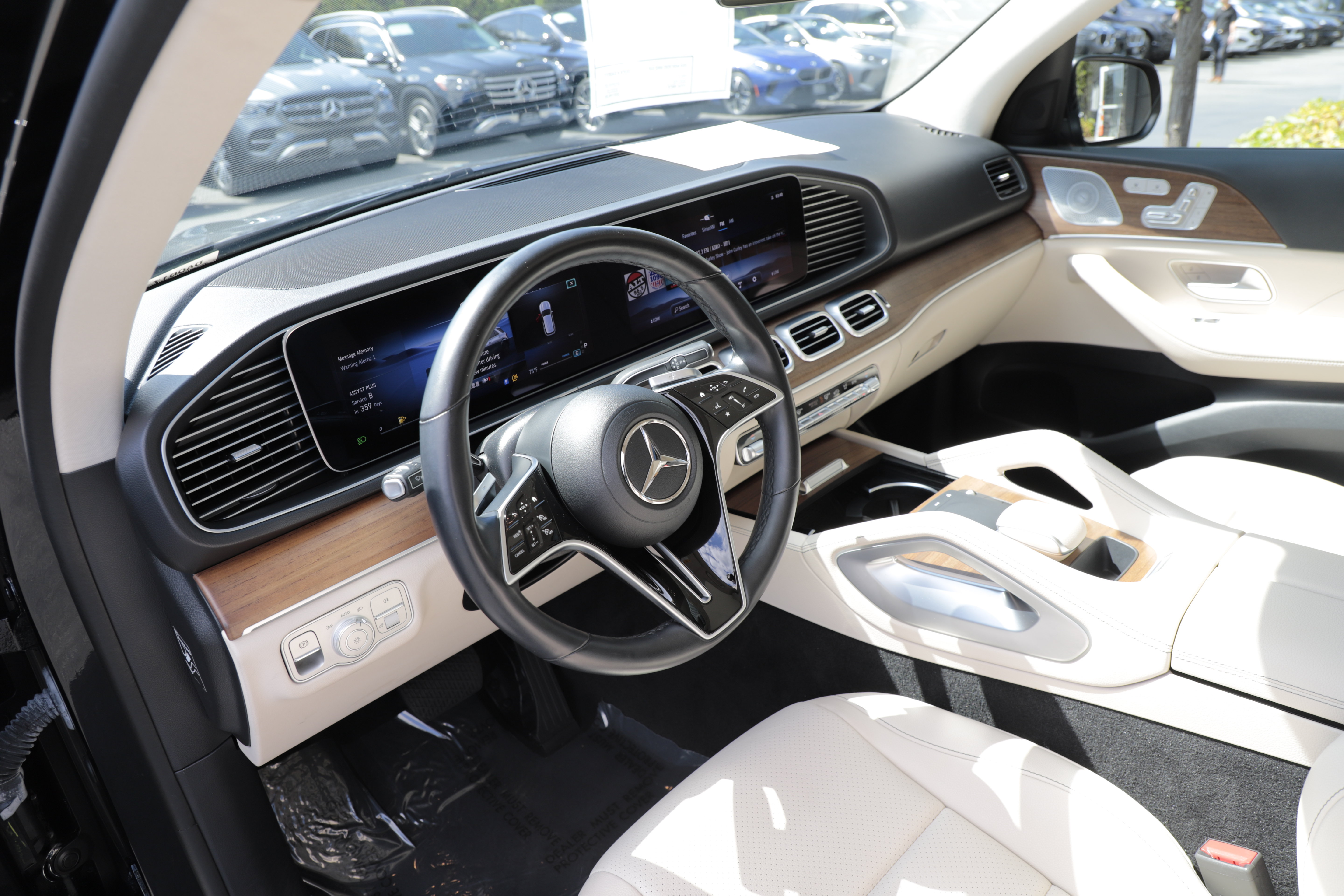 Used 2024 Mercedes-Benz GLE 350 4MATIC image 18