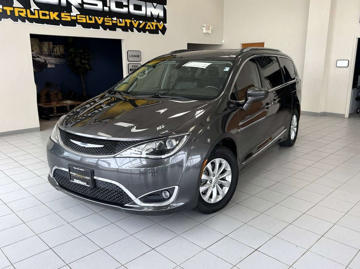 Used 2018 Chrysler Pacifica Touring-L