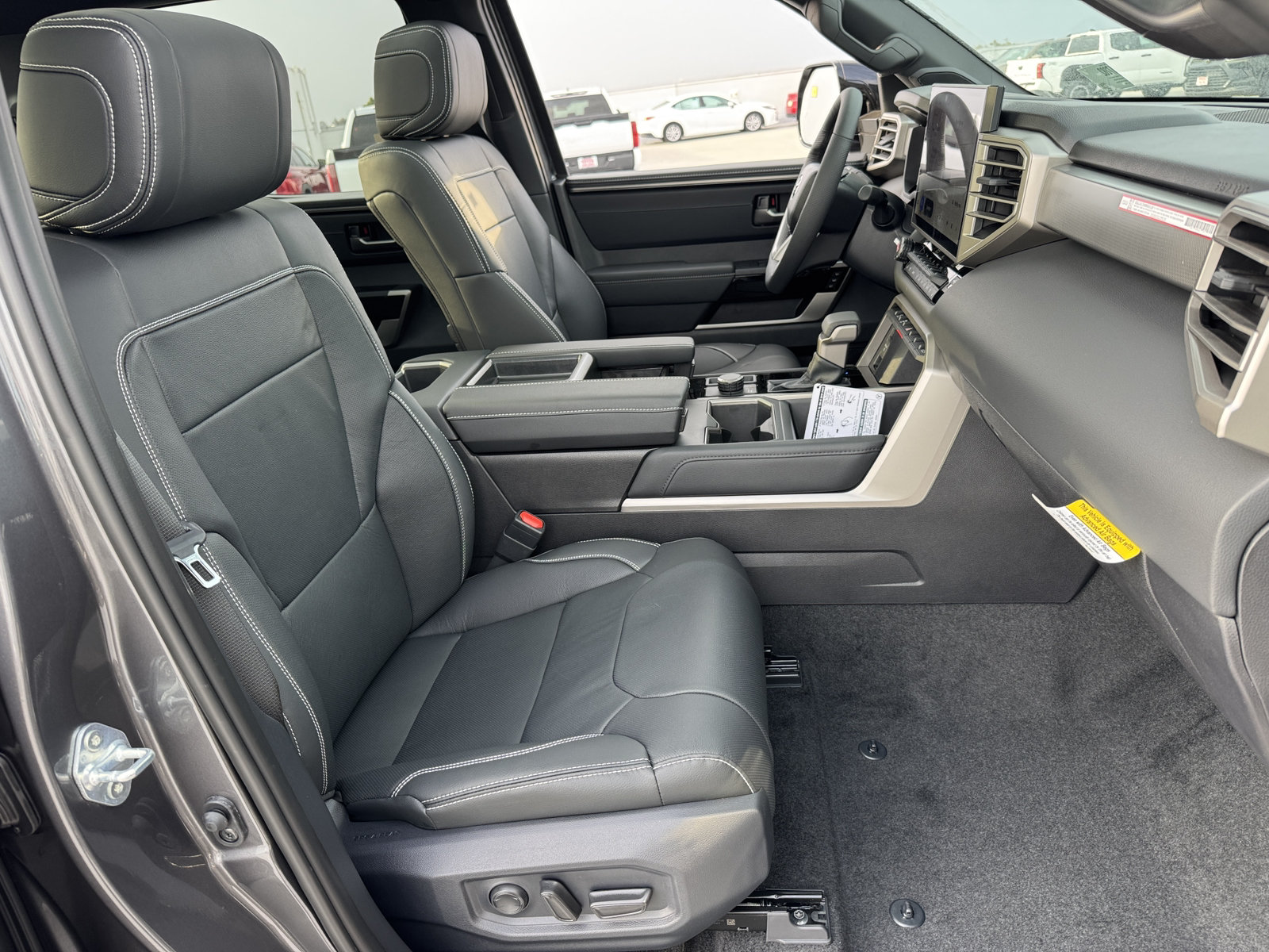 New 2026 Toyota Tundra Limited AWD/4WD image 8