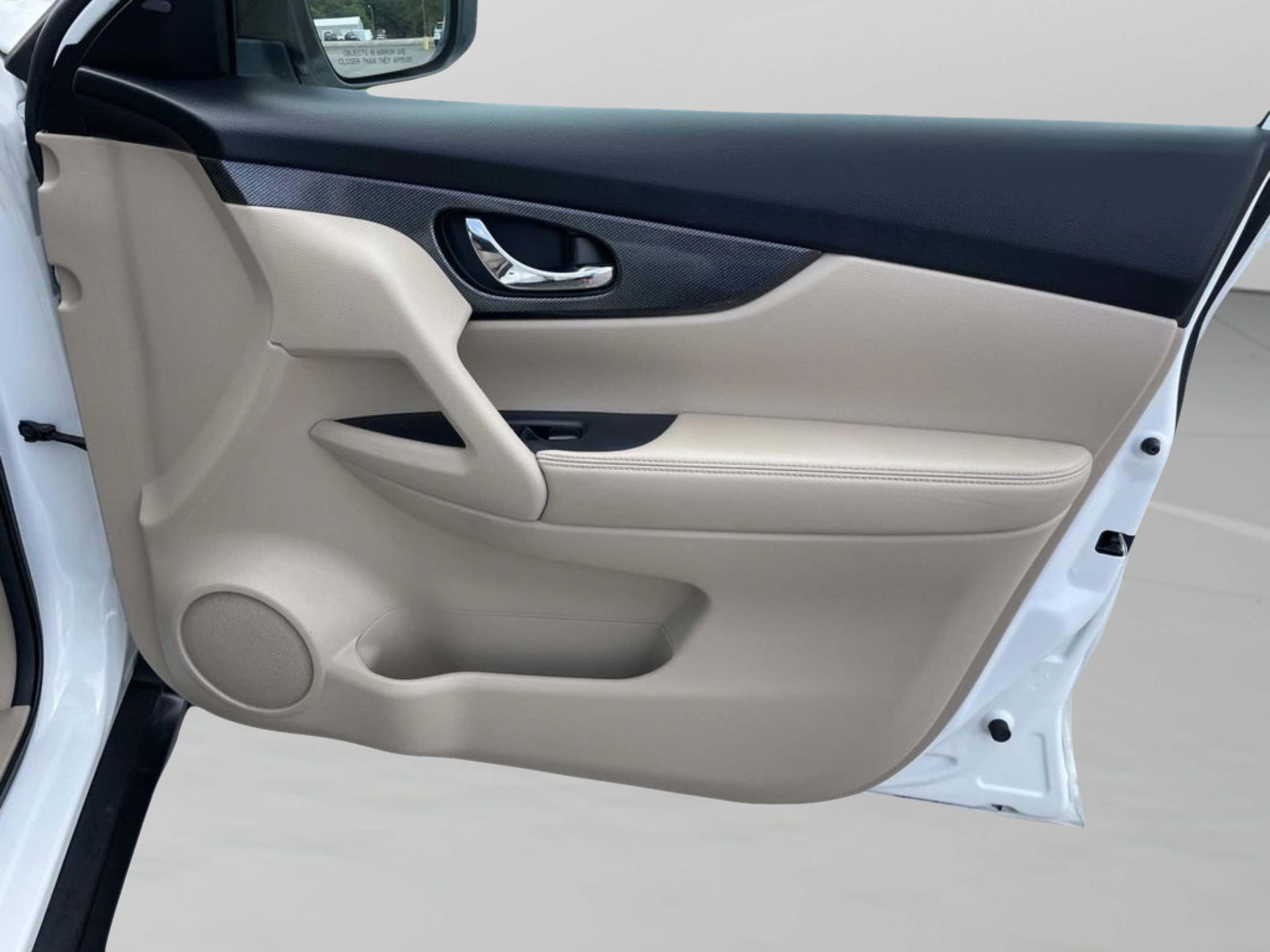 Used 2015 Nissan Rogue SL w/ SL Premium Package FWD image 17