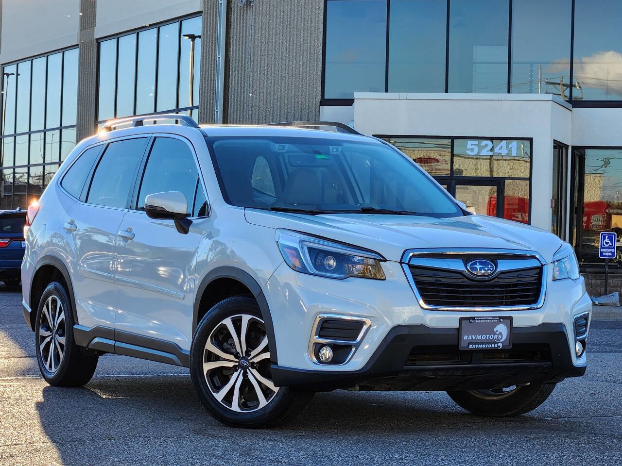 Used 2021 Subaru Forester Limited image 30