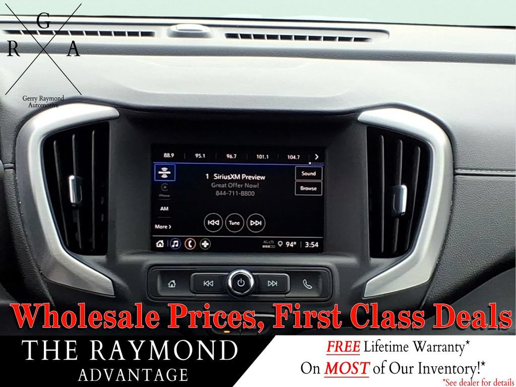 Used 2023 GMC Terrain SLE w/ Elevation Edition AWD/4WD image 16