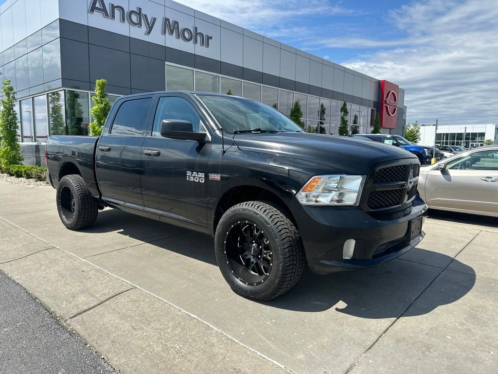 Used 2015 RAM 1500 Express AWD/4WD image 2