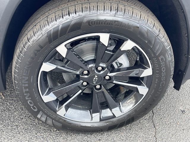 New 2026 Chevrolet Equinox RS w/ LPO, Floor Liner Package image 26