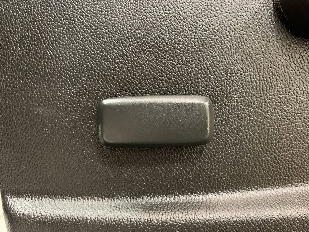 Used 2016 Chevrolet Colorado W/T w/ WT Convenience Package image 18