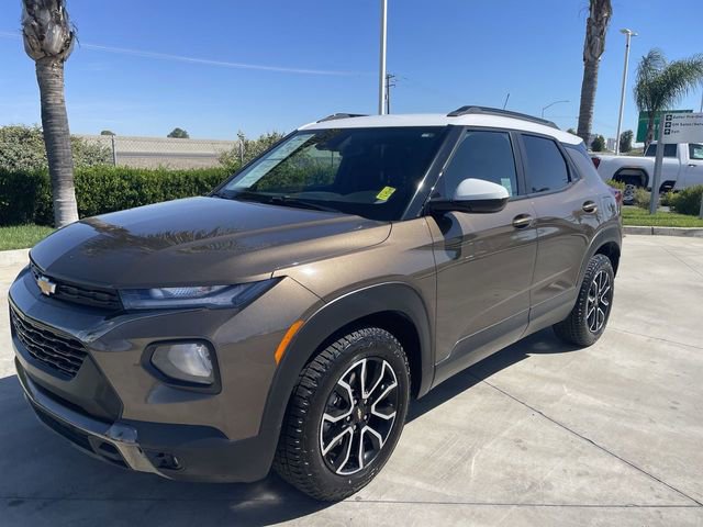 Used 2021 Chevrolet TrailBlazer ACTIV w/ Technology Package FWD image 4
