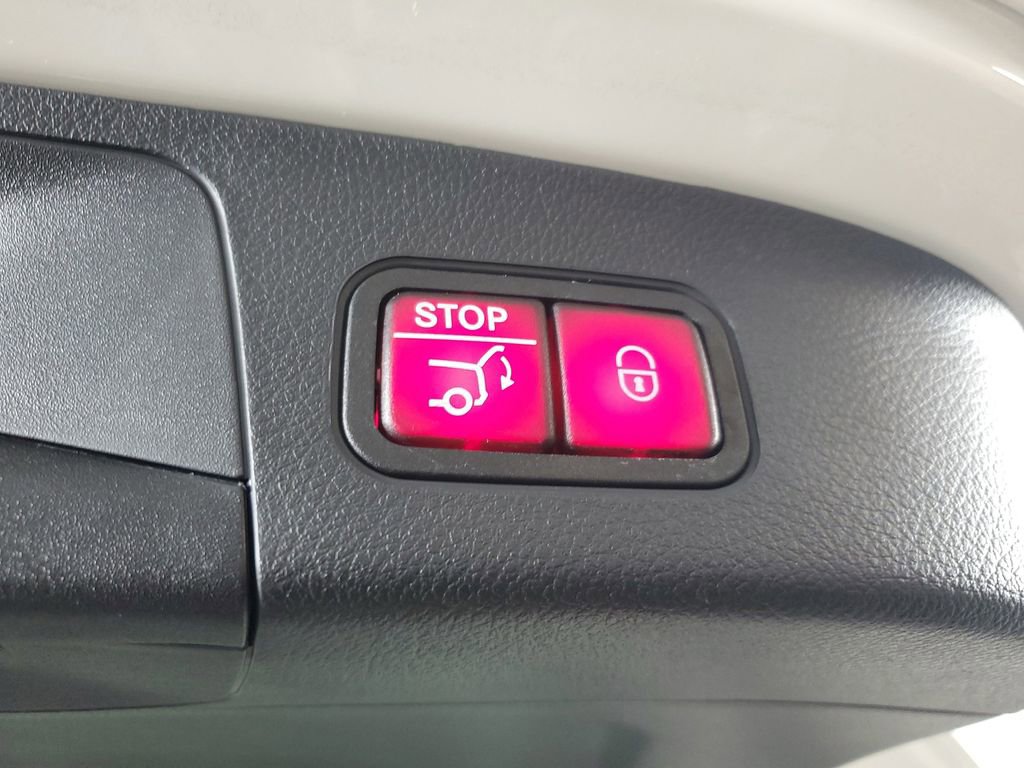 Used 2023 Mercedes-Benz GLA 250 image 9