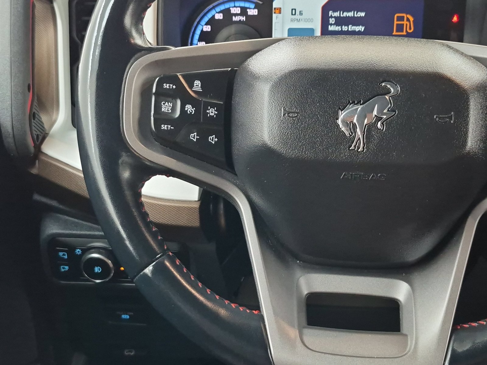Used 2023 Ford Bronco Heritage Edition AWD/4WD image 29