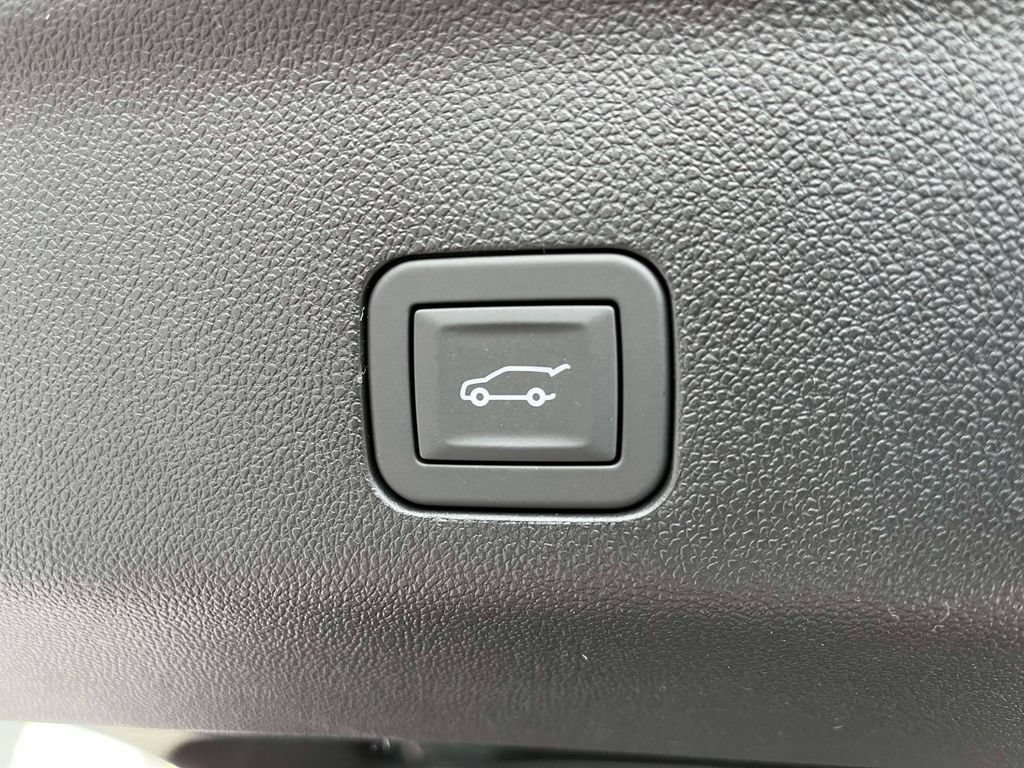 New 2026 GMC Yukon XL Elevation AWD/4WD image 19