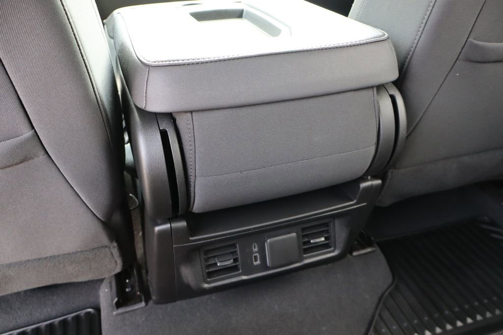 Used 2023 GMC Sierra 1500 Elevation image 39