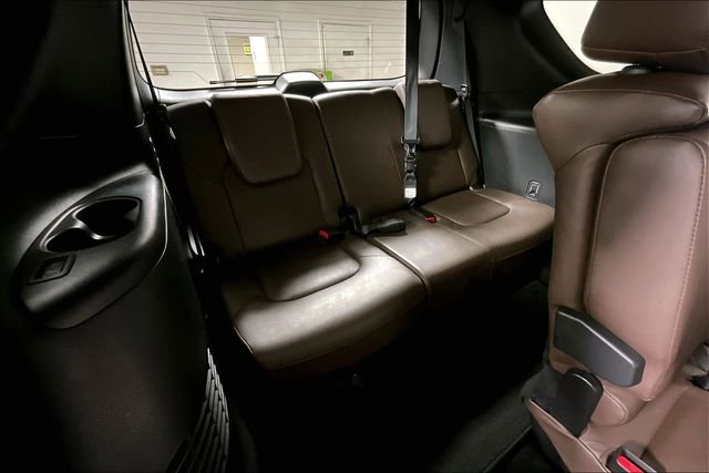 Used 2024 Nissan Armada Platinum w/ Cargo Package image 28