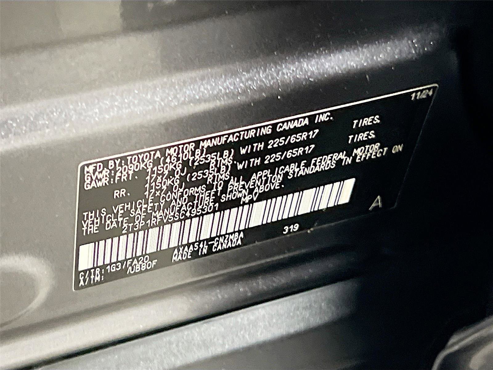 Used 2025 Toyota RAV4 XLE image 31