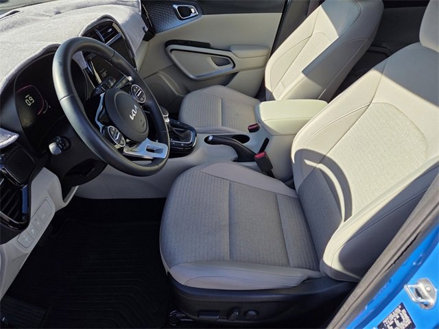 Certified 2024 Kia Soul EX image 10