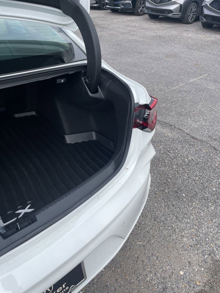 Certified 2025 Acura TLX w/ Technology Package image 17