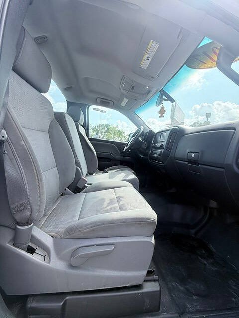 Used 2017 GMC Sierra 1500 2WD Regular Cab image 10