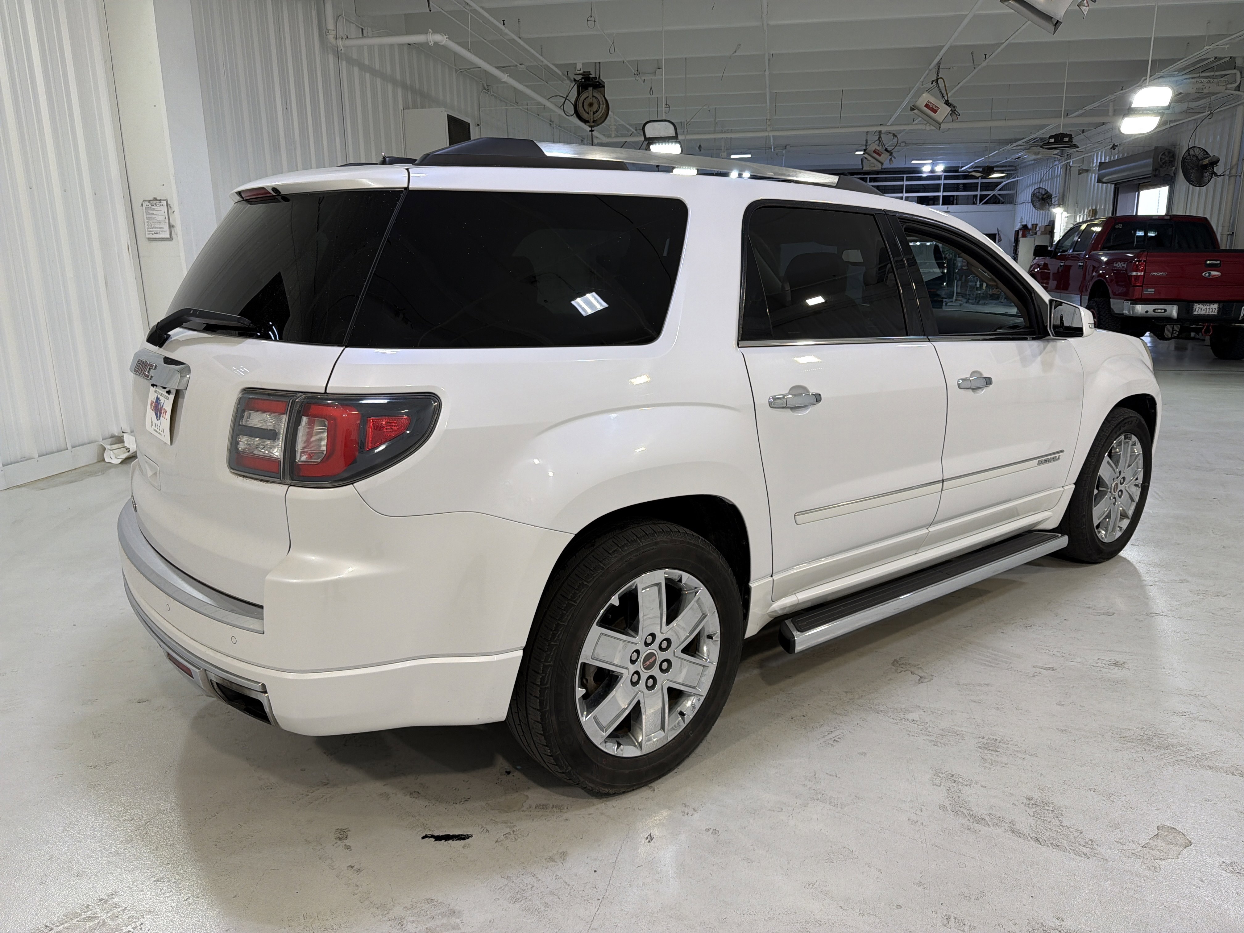 Used 2016 GMC Acadia Denali image 5