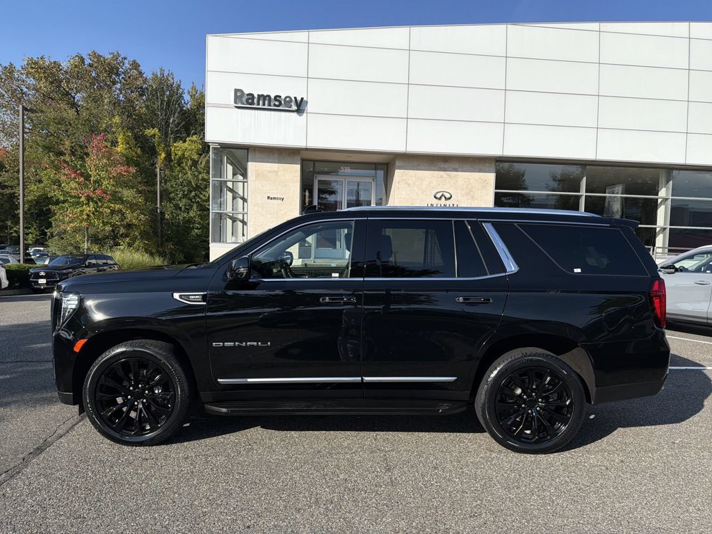 Used 2024 GMC Yukon Denali AWD/4WD image 5