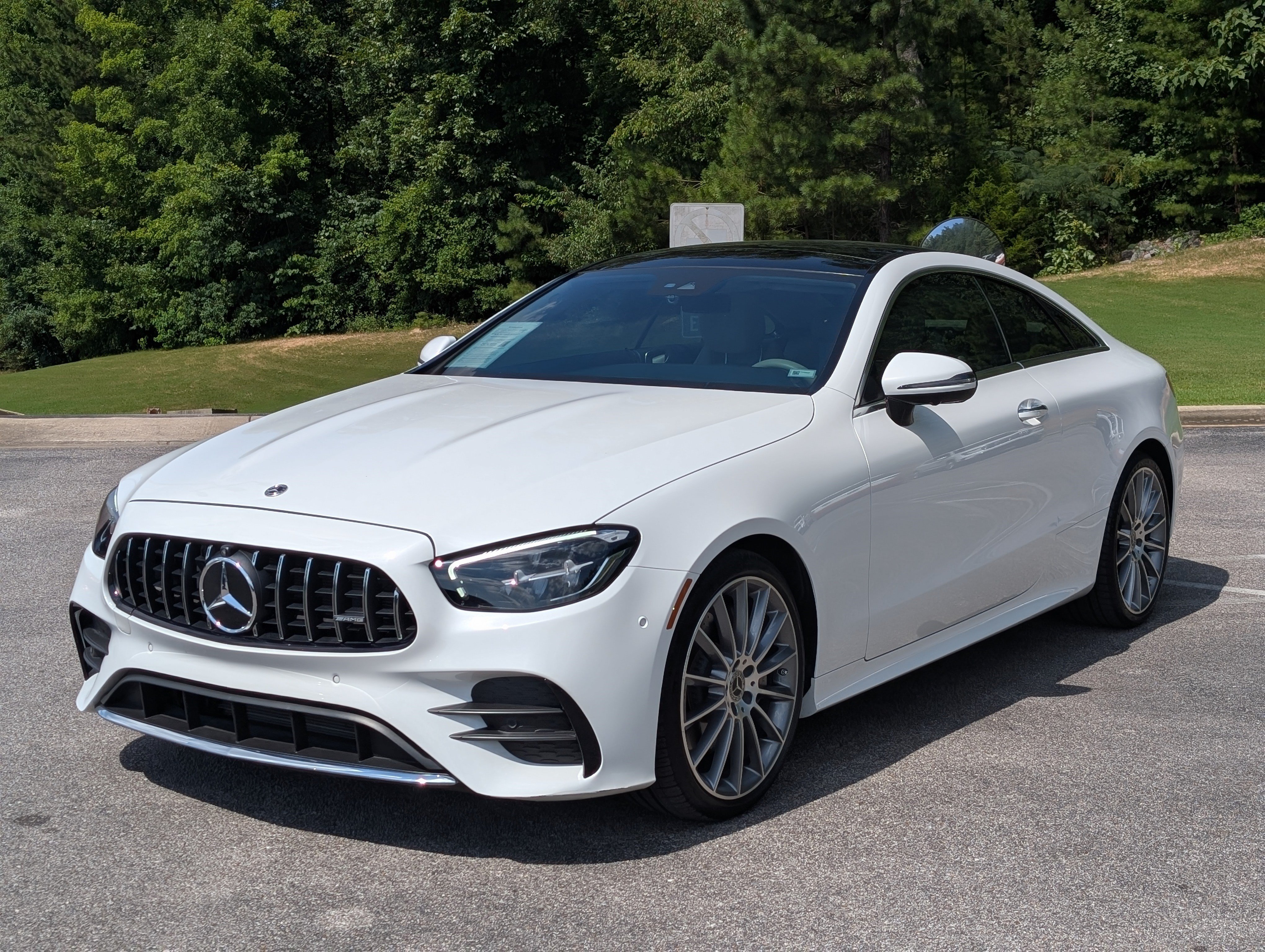 Used 2023 Mercedes-Benz E 450 Coupe image 5