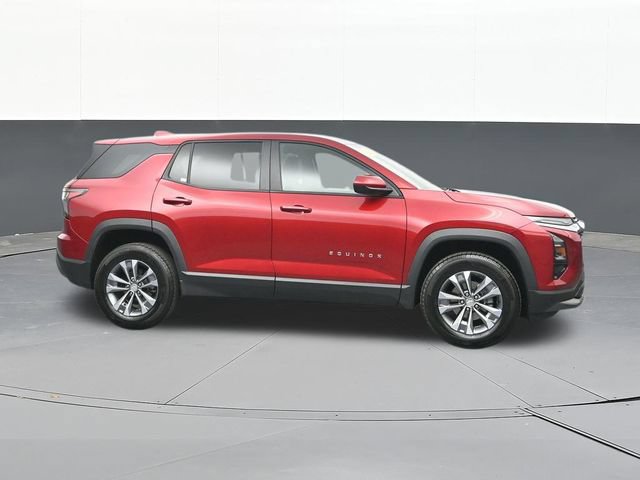 Used 2026 Chevrolet Equinox LT w/ Convenience Package II AWD/4WD image 17