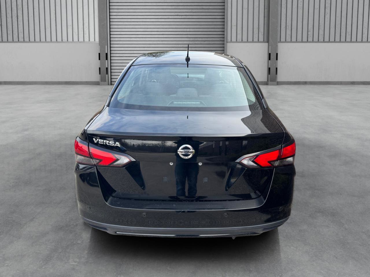 Used 2021 Nissan Versa S image 33