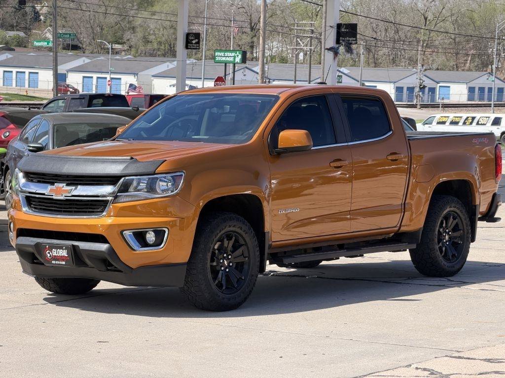 Used 2017 Chevrolet Colorado LT w/ LT Convenience Package AWD/4WD image 3