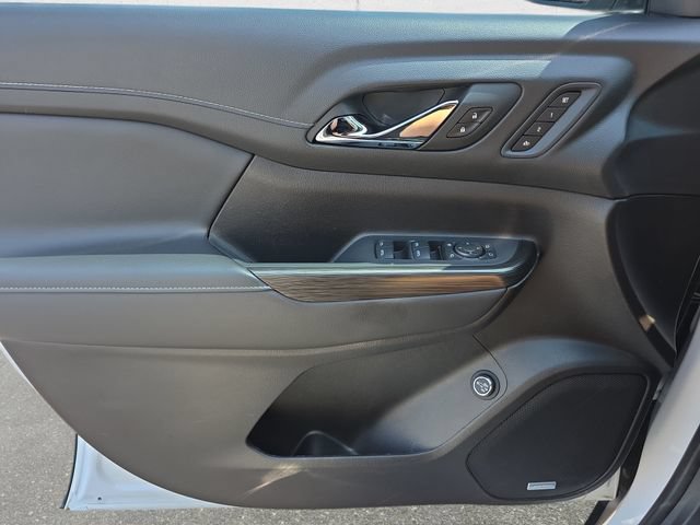 Used 2023 GMC Acadia SLT w/ Elevation Edition AWD/4WD image 30