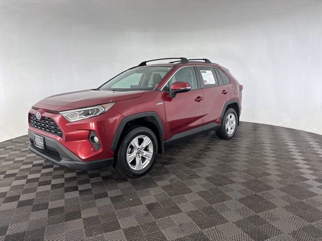 Used 2019 Toyota RAV4 XLE image 3