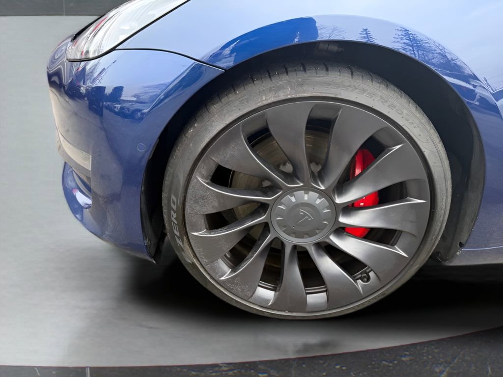 Used 2022 Tesla Model 3 Performance image 10