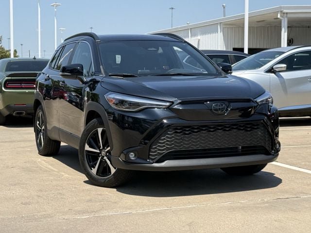 Used 2025 Toyota Corolla Cross AWD Hybrid w/ Convenience Package image 2