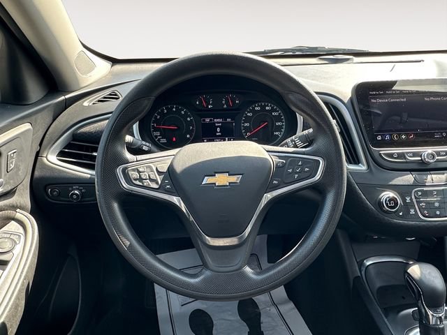 Used 2023 Chevrolet Malibu LT FWD image 12