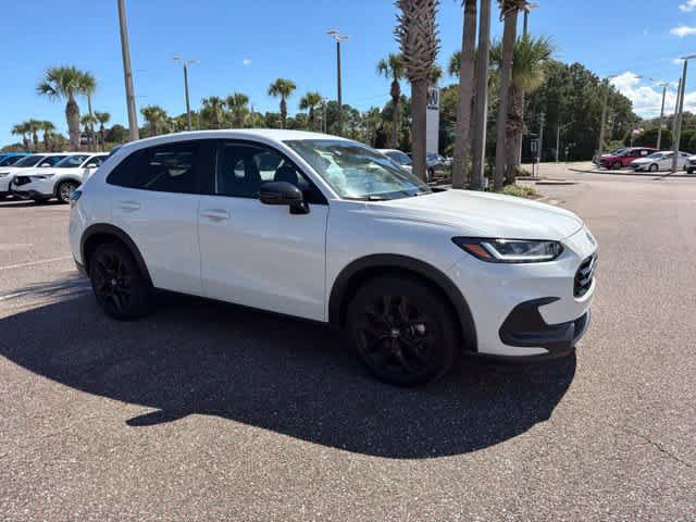 Used 2024 Honda HR-V Sport image 11