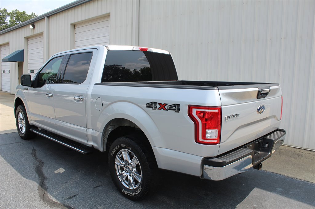 Used 2017 Ford F150 XLT w/ Equipment Group 301A Mid AWD/4WD image 4