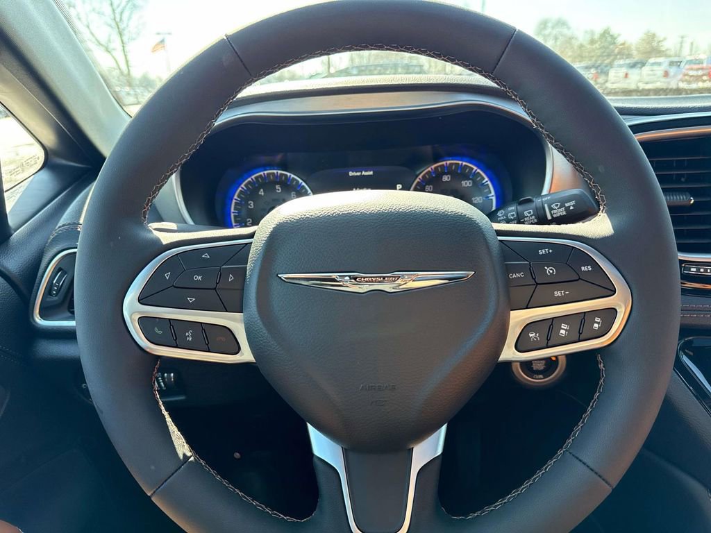 New 2026 Chrysler Pacifica Pinnacle FWD image 18