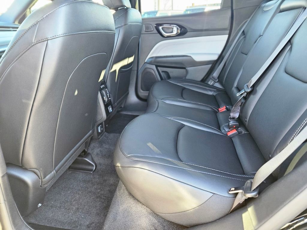 New 2026 Jeep Compass Limited w/ Sun, Sound & Navigation Group AWD/4WD image 12