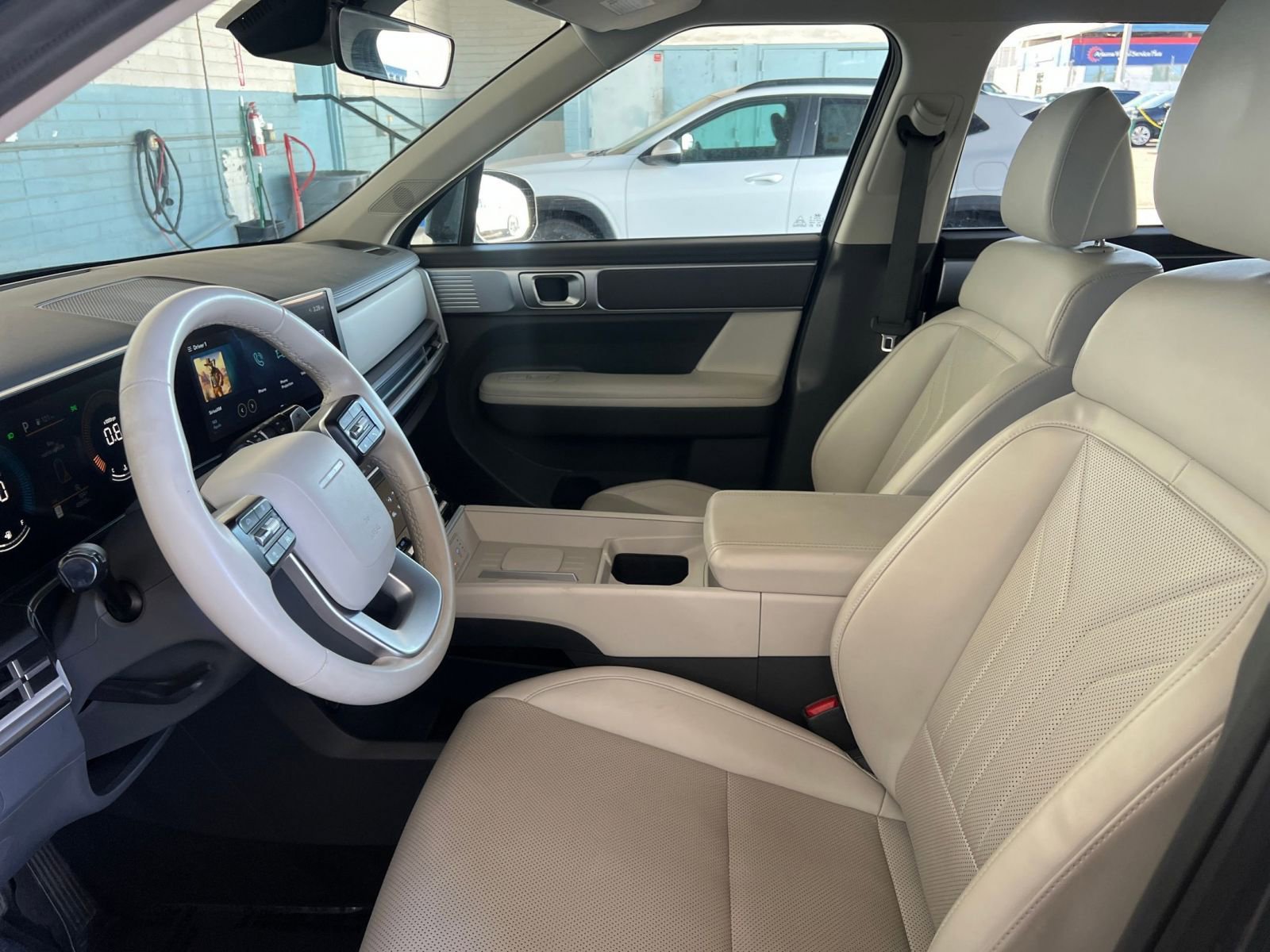 Used 2025 Hyundai Santa Fe SEL image 29