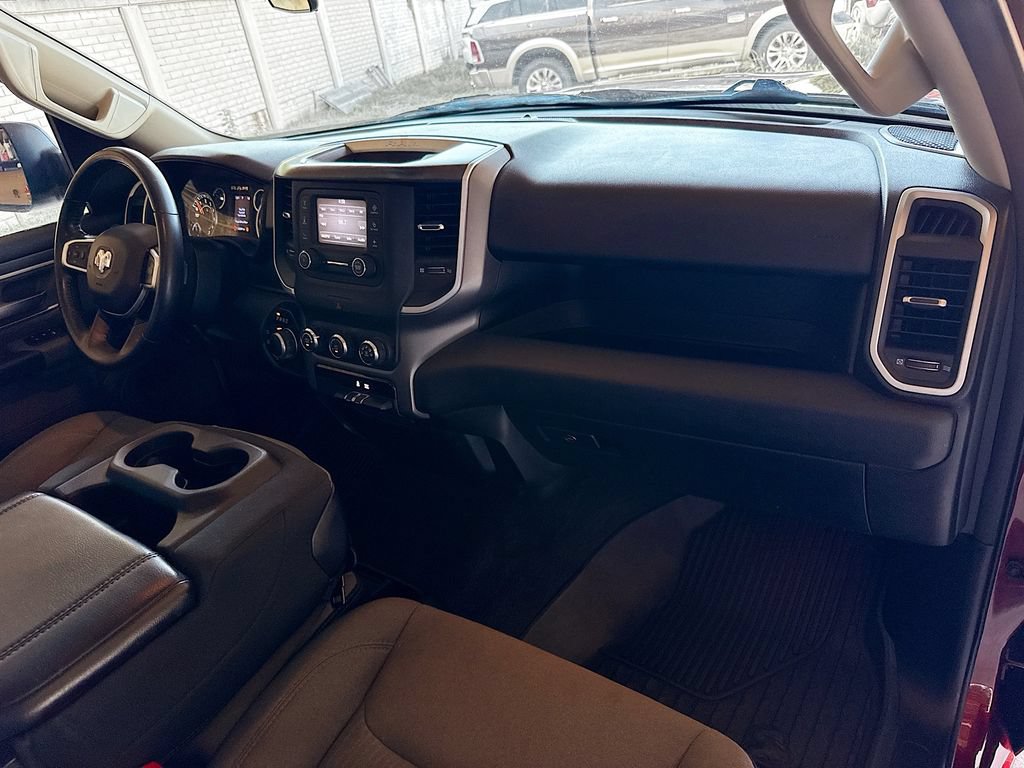 Used 2020 RAM 1500 Big Horn AWD/4WD image 32