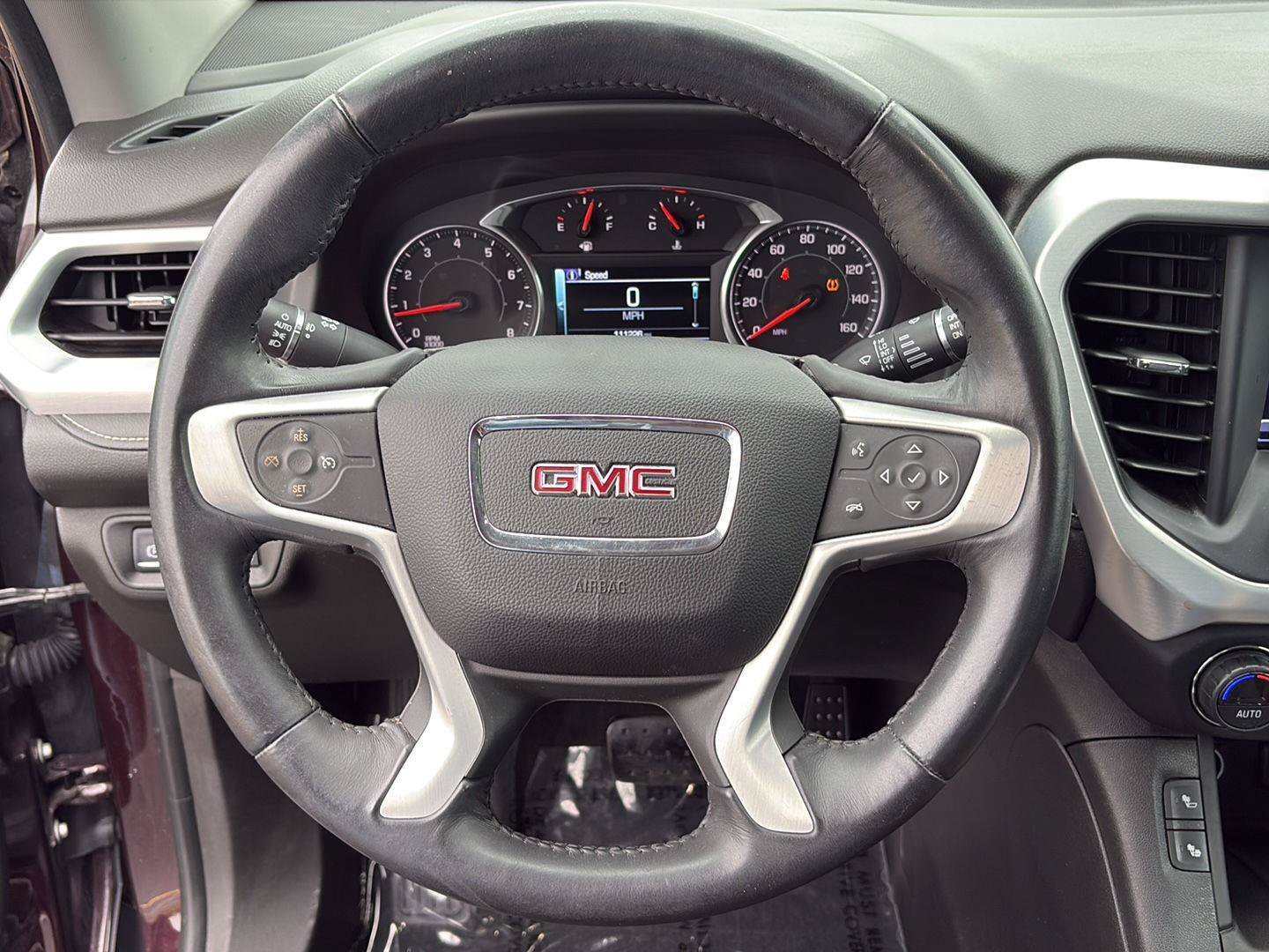 Used 2017 GMC Acadia SLE AWD/4WD image 7
