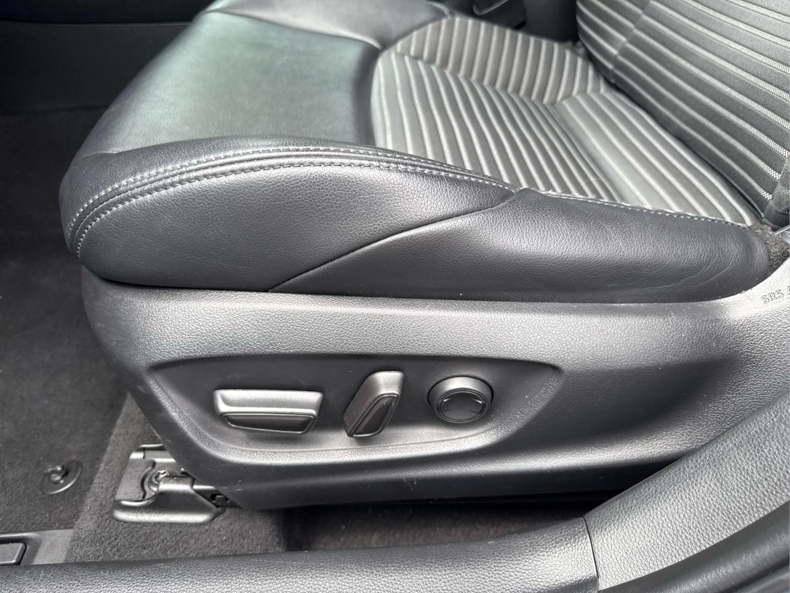Used 2021 Toyota Corolla XSE w/ Carpet Mat Package (TMS) FWD image 12