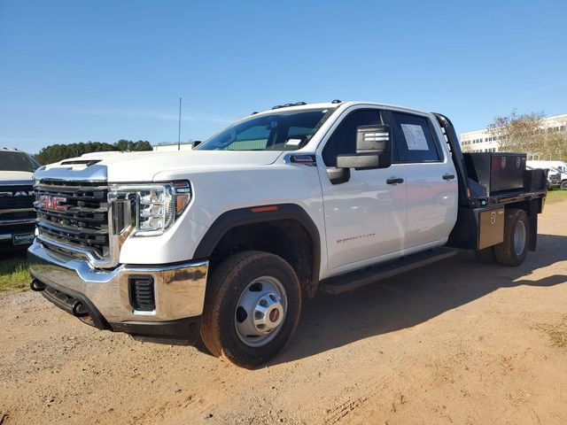 Used 2023 GMC Sierra 3500 Pro w/ Convenience Package image 4