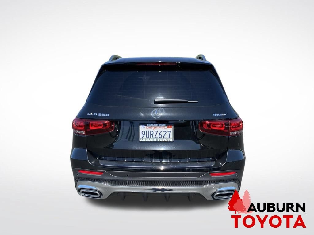 Used 2021 Mercedes-Benz GLB 250 4MATIC image 6