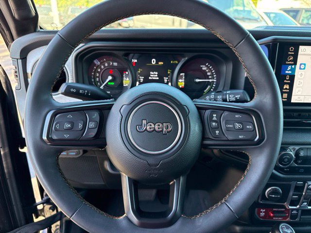 Used 2024 Jeep Wrangler Unlimited AWD/4WD image 11